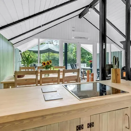 In With Kitchen Holiday home *