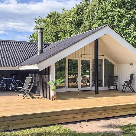 Holiday home In With Kitchen